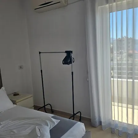 Abi Sea View Apartment Sarande