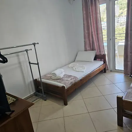 Abi Sea View Apartment *